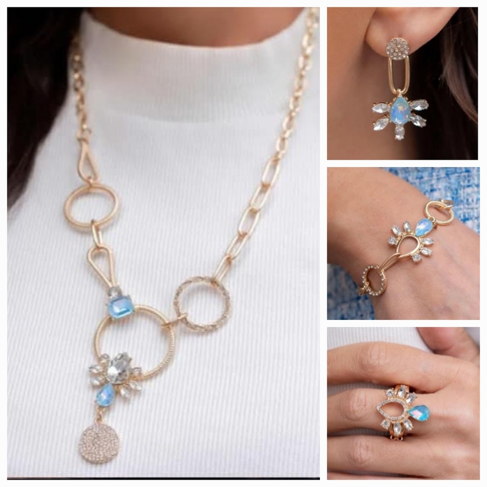 Elegant Gold and Blue Jewelry Set